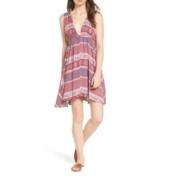 SUN AND SHADOW Dresses & Skirts - SUN AND SHADOW Print Swing Dress Tassel Tipped Tie